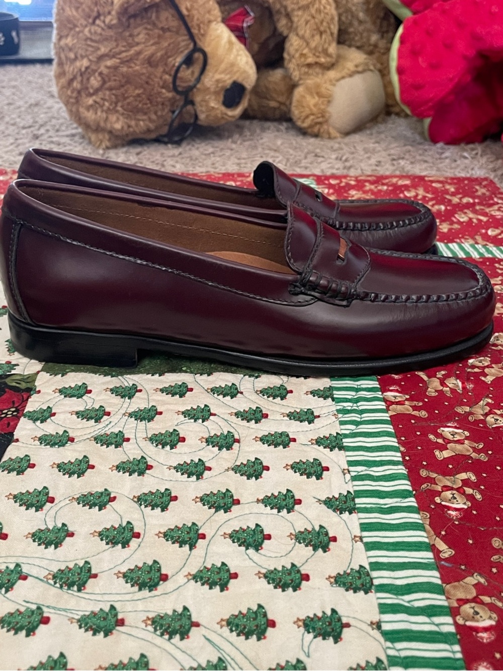 G.H. Bass & Co. Women's Burgundy Penny Loafers Size 7M - Picture 5 of 13